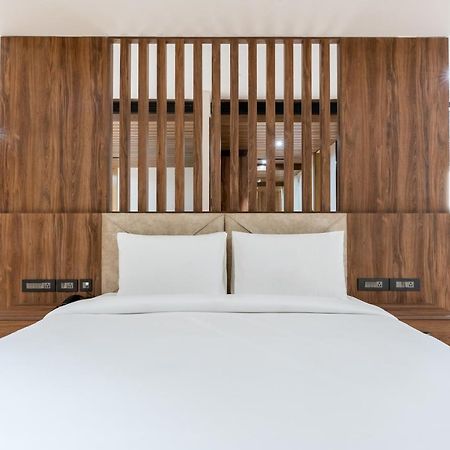 Dayal Gateway Hotell Lucknow Exteriör bild