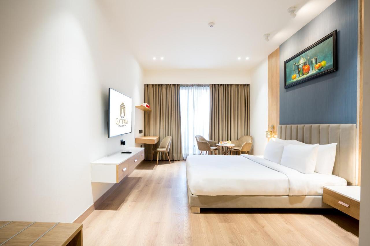 Dayal Gateway Hotell Lucknow Exteriör bild